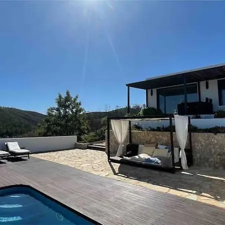 Villa Arade - Infinity Pool With Unique Country Side Views